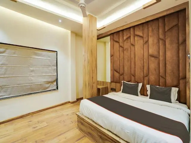 Катра: Hotel Madhuban