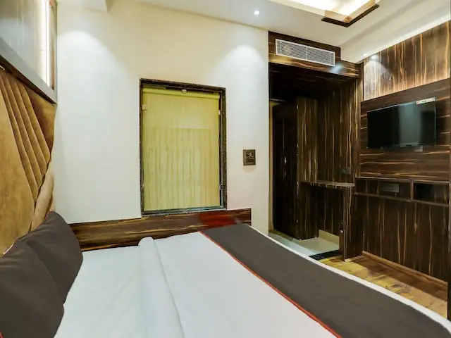 Катра: Hotel Madhuban