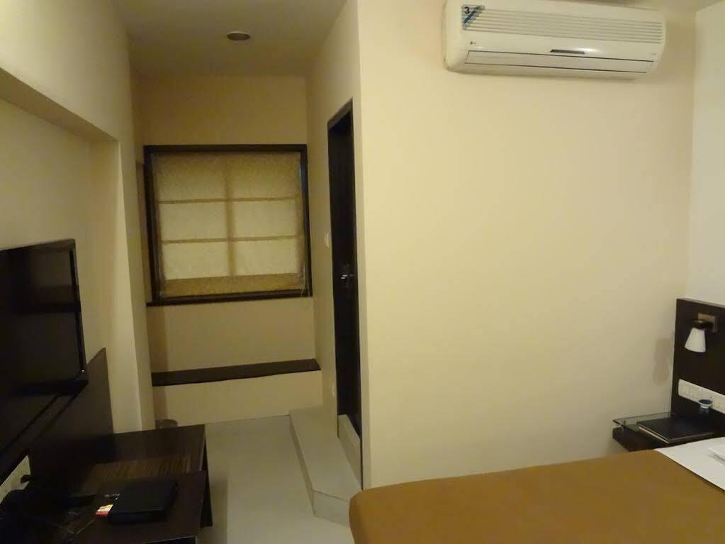 Мумбаи: Rama Krishna Hotel