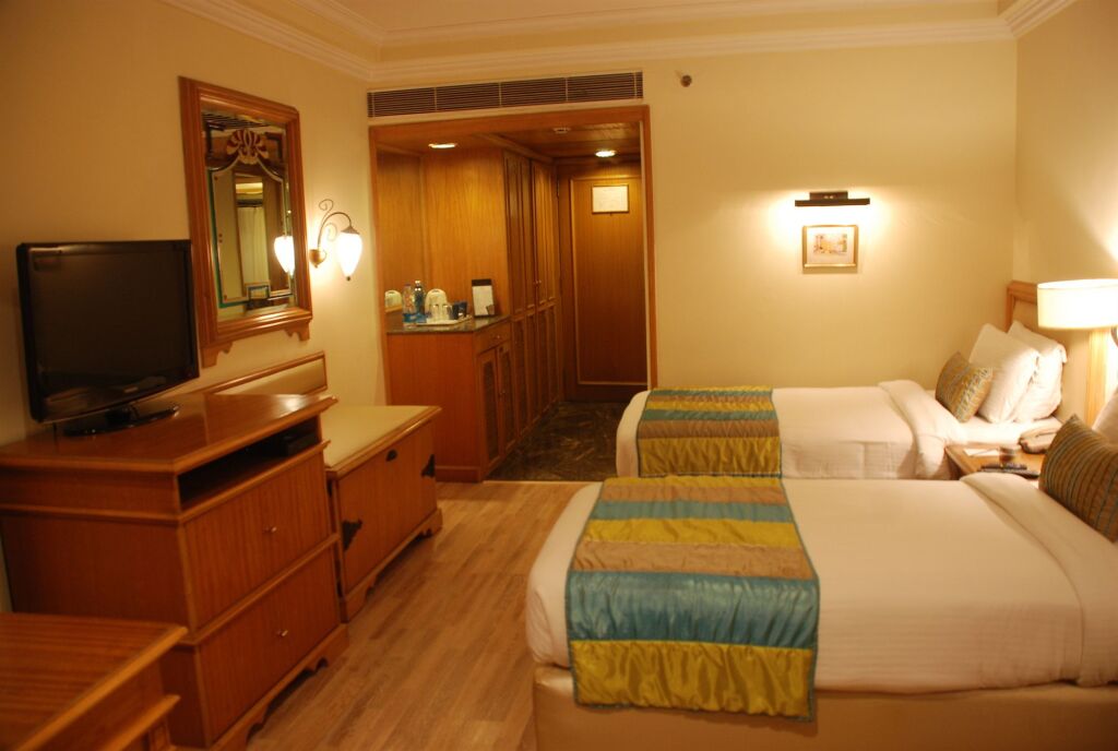 Джаландхар: The Maya Hotel
