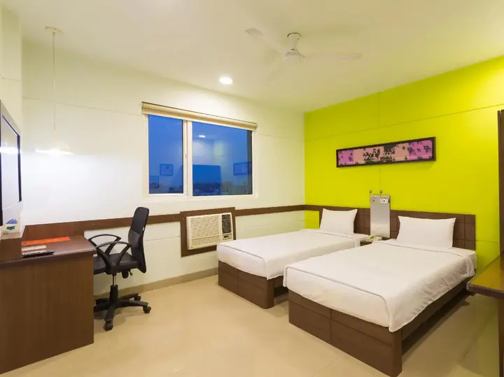 Нойда: Ginger Noida Sector 63