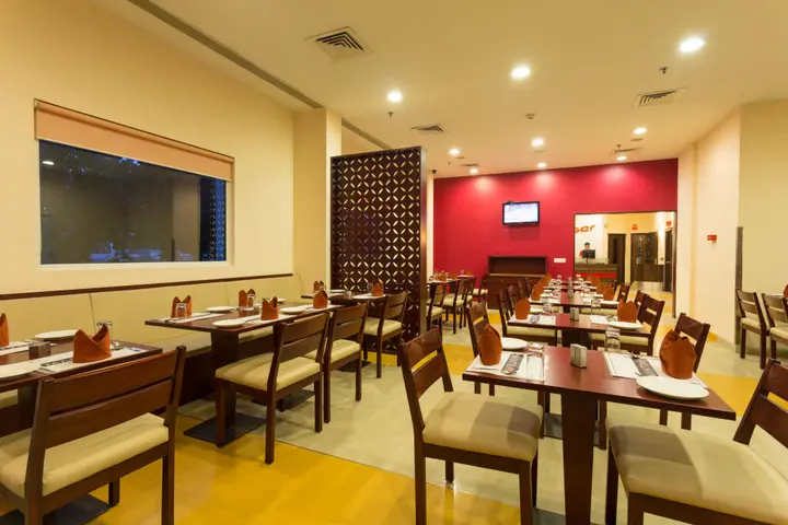 Нойда: Ginger Noida Sector 63