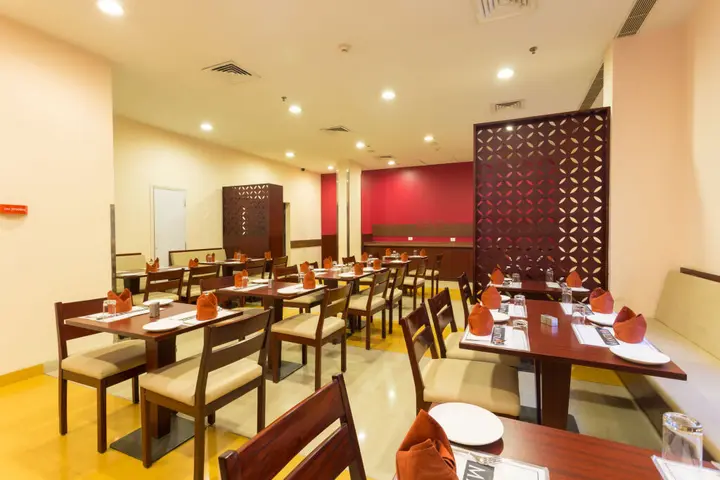 Нойда: Ginger Noida Sector 63