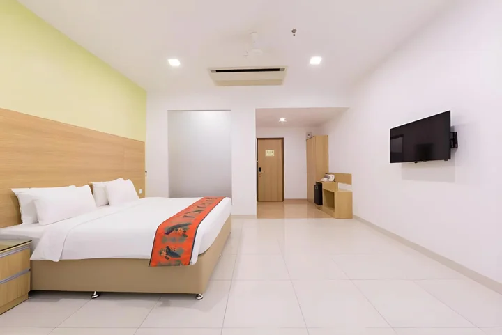 Нойда: Ginger Noida Sector 63