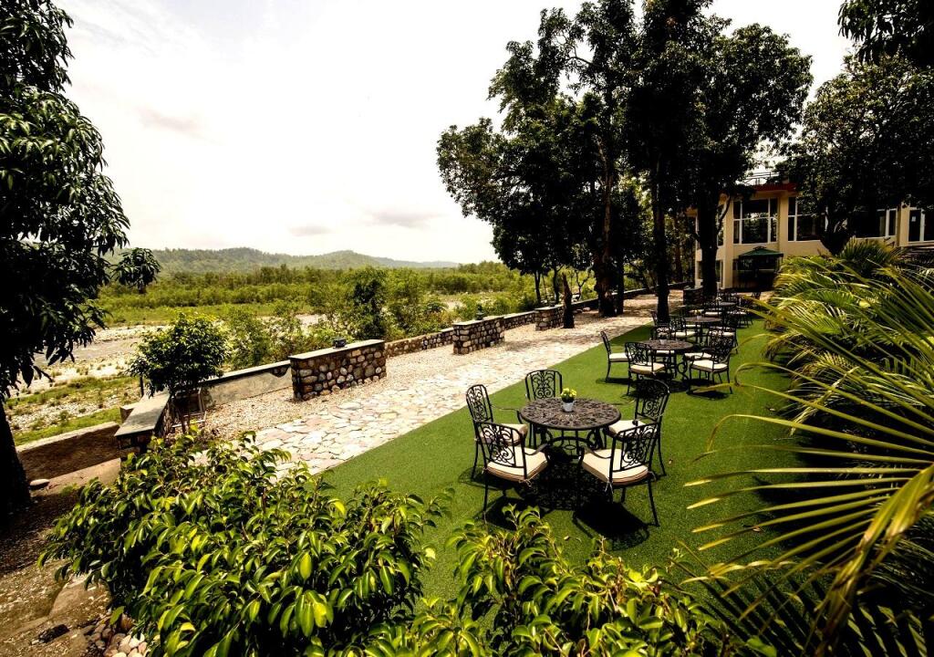 Наинитал: La Perle River Resorts
