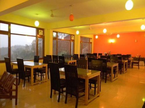 Альмора: Pratiksha Himalayan Retreat