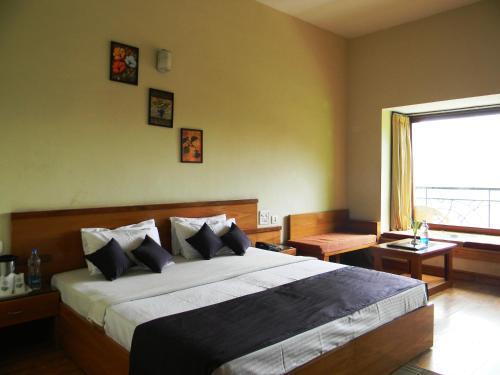 Альмора: Pratiksha Himalayan Retreat