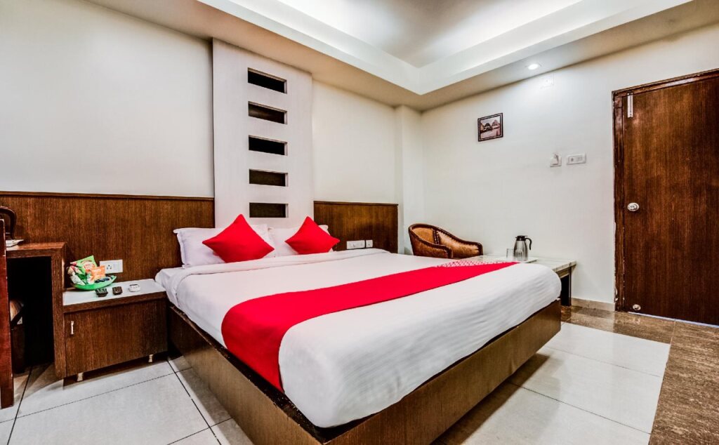 Ранчи: Emerald Hotel