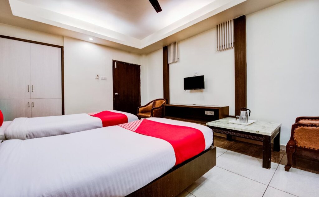 Ранчи: Emerald Hotel