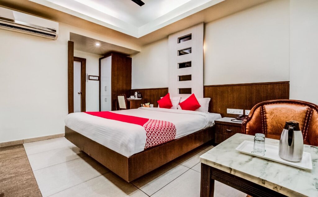 Ранчи: Emerald Hotel