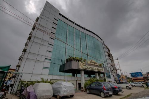Ранчи: Emerald Hotel