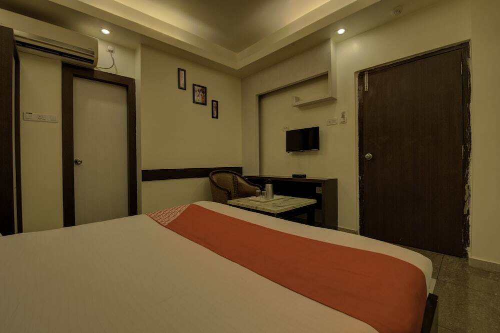 Ранчи: Emerald Hotel