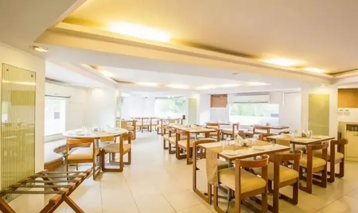 Вадодара: Hotel Kalyan