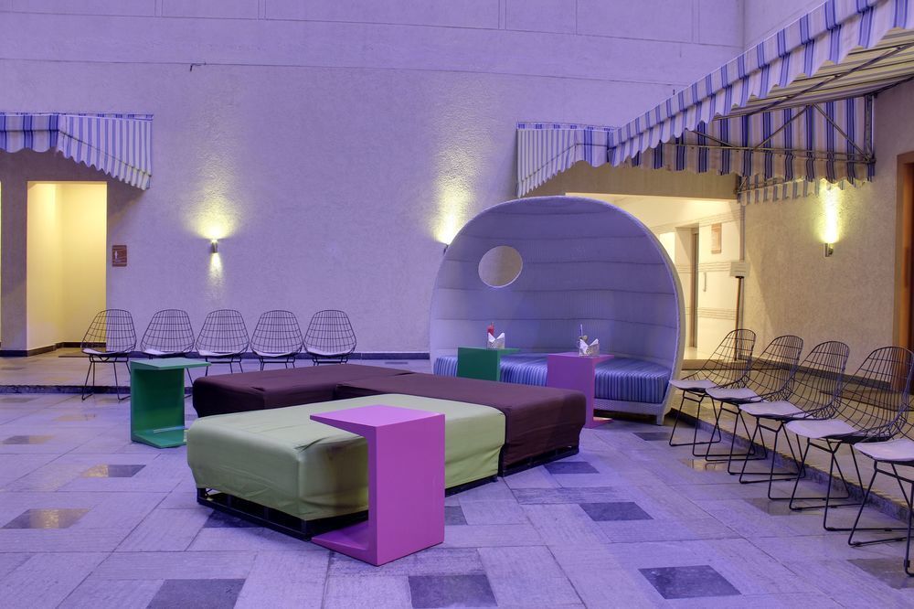Ахмедабад: Aloft Ahmedabad SG Road