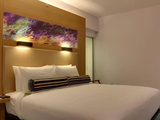 Ахмедабад: Aloft Ahmedabad SG Road
