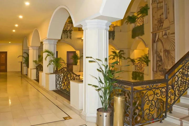 Ранчи: Hotel Arya - Unmarried Couples are not Allowed