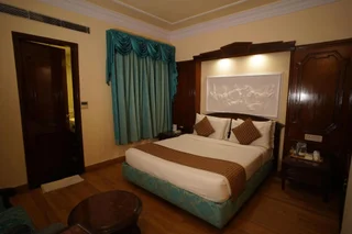 Ранчи: Hotel Arya - Unmarried Couples are not Allowed