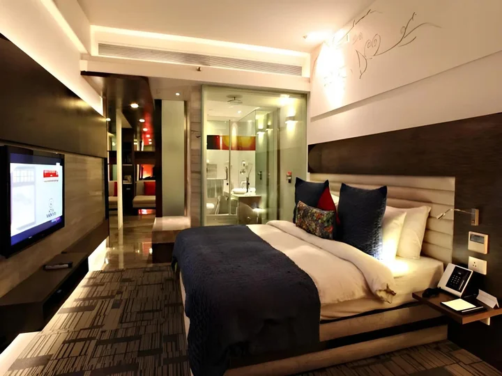 Чандигарх: Maya Hotel