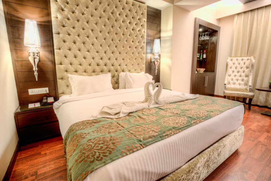 Чандигарх: Mercure Chandigarh Tribune Chowk