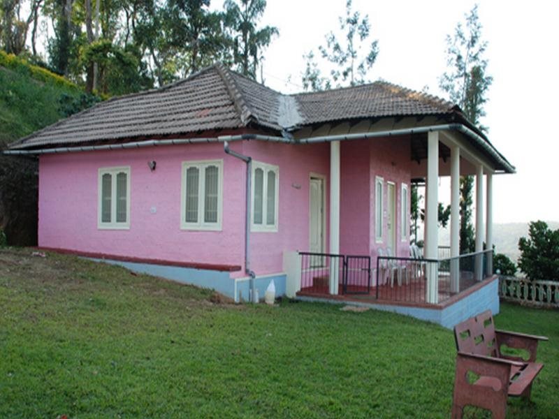 Кушалнагар: Silent Valley Cottages