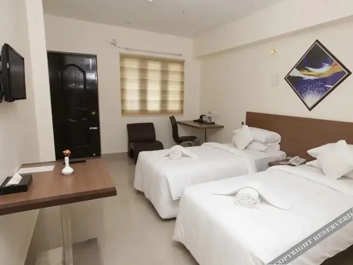 Тируваннамалай: Aakash Inn Tiruvannamalai