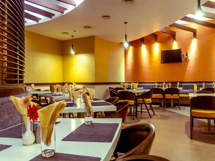Висакхапатнам: Daspalla Hotel Visakhapatnam