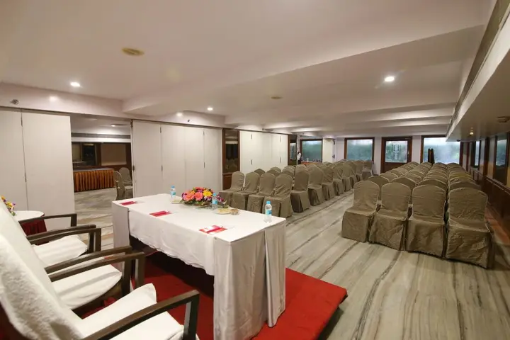 Висакхапатнам: Daspalla Hotel Visakhapatnam