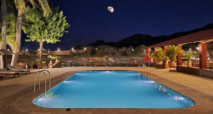 Удаипур: Shikarbadi Hotel