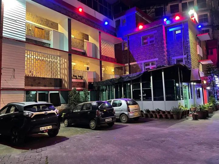 Мадикери: Hotel Caveri