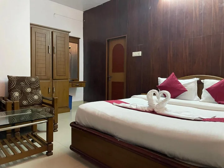 Мадикери: Hotel Caveri