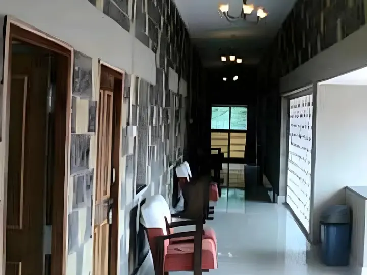 Мадикери: Hotel Caveri