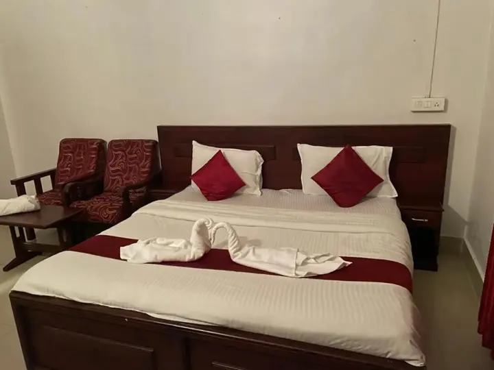 Мадикери: Hotel Caveri