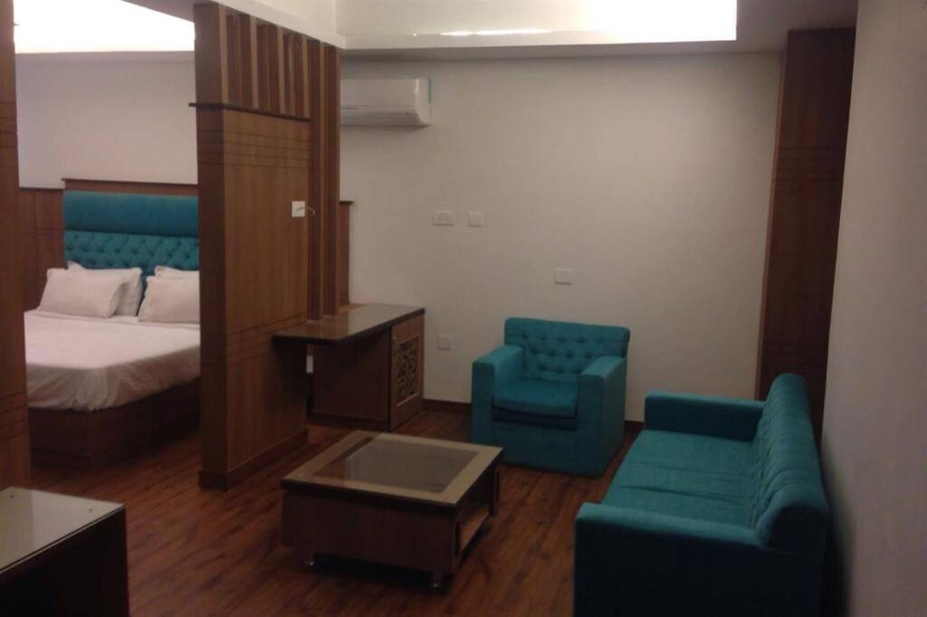 Калка: Hotel Classic Residency