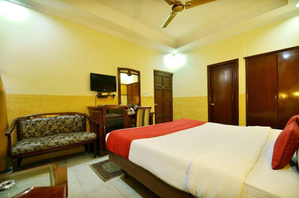 Чандигарх: OYO 7219 Corporate Inn