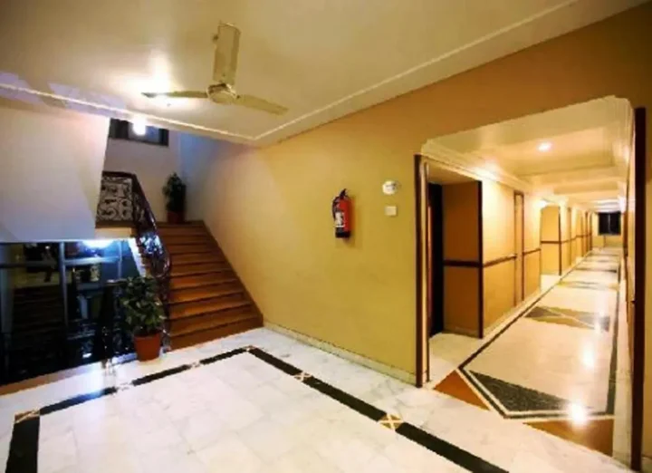 Матхура: Hotel Brijwasi Royal