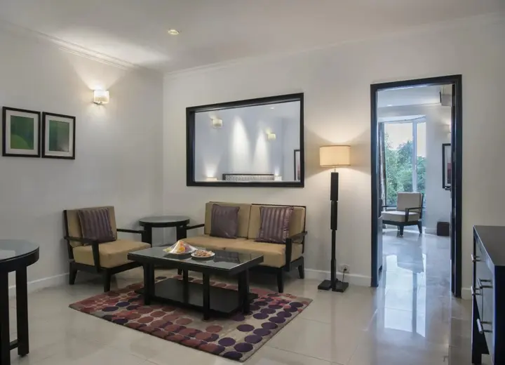 Фаридабад: Sarovar Portico Surajkund