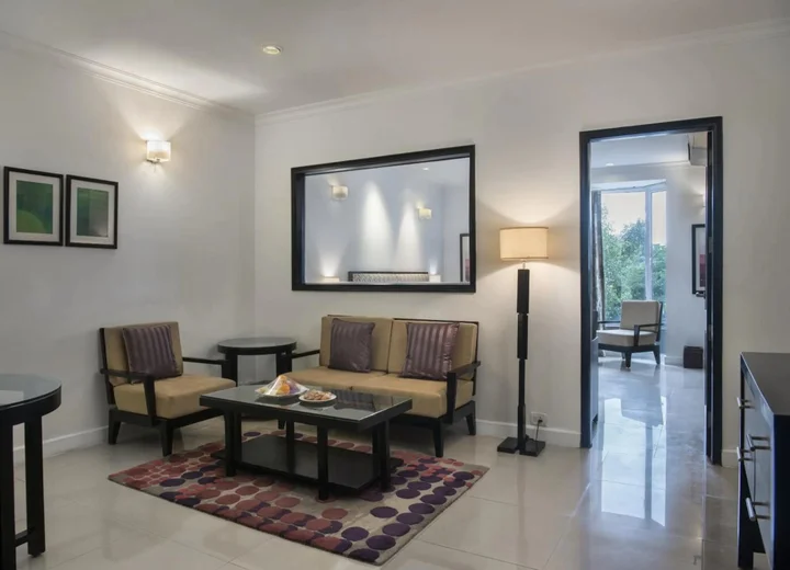 Фаридабад: Sarovar Portico Surajkund