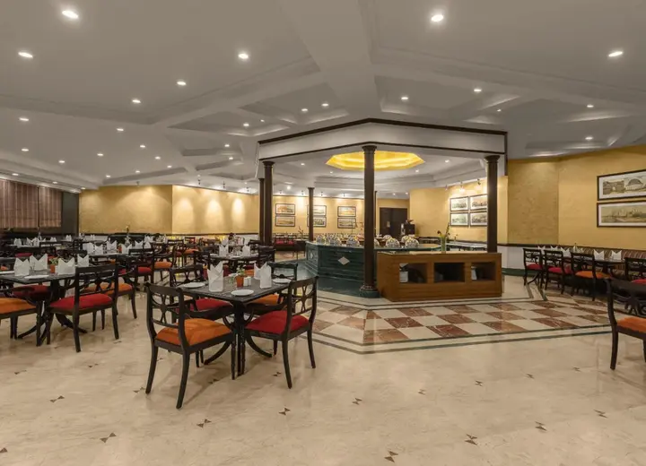 Фаридабад: Sarovar Portico Surajkund