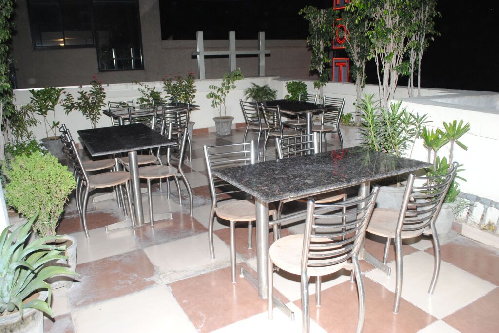 Hotel Moon Light Bhimtal — фото 6
