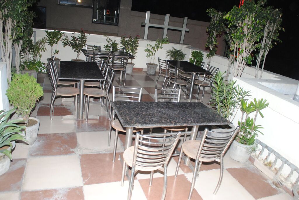 Hotel Moon Light Bhimtal — фото 3