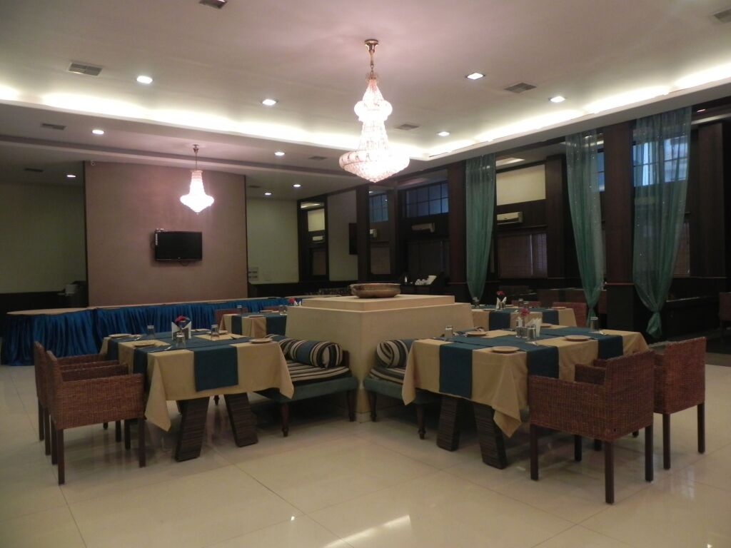 Ширди: Hotel Reeva Suites
