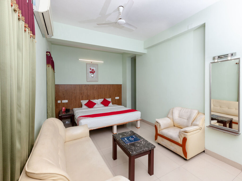 Lotels Hotel — фото 2