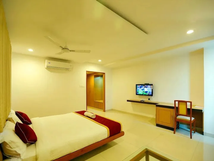 Хидерабад: Sybaritic Suites Gachibowli