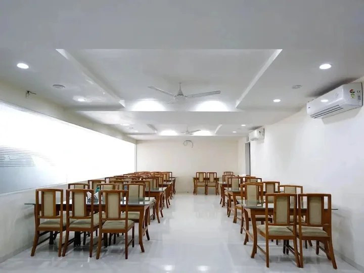 Хидерабад: Sybaritic Suites Gachibowli