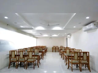 Хидерабад: Sybaritic Suites Gachibowli