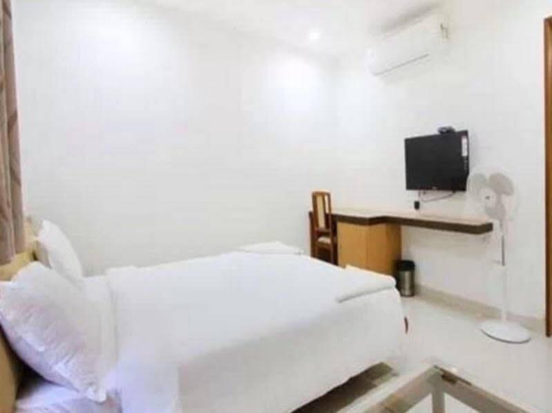 Хидерабад: Sybaritic Suites Gachibowli
