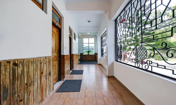 Наинитал: Goroomgo Sapphire Inn Bhimtal