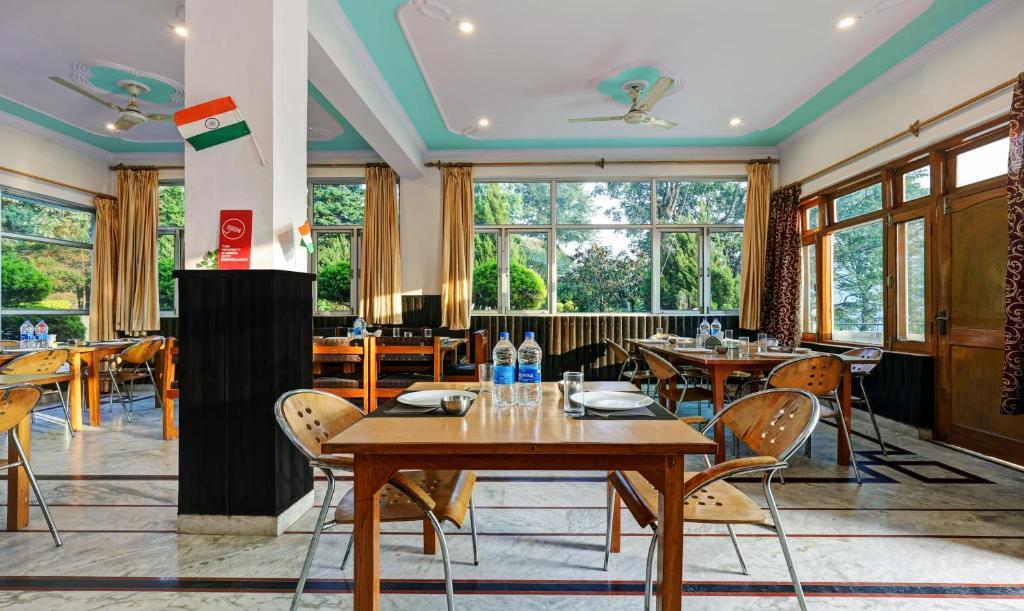 Наинитал: Goroomgo Sapphire Inn Bhimtal