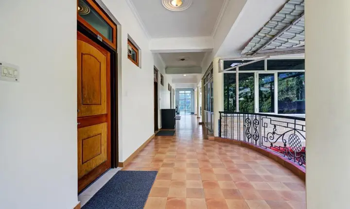 Наинитал: Goroomgo Sapphire Inn Bhimtal