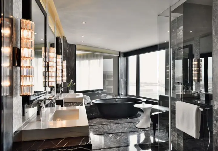 Нью-Дели: JW Marriott Hotel New Delhi Aerocity